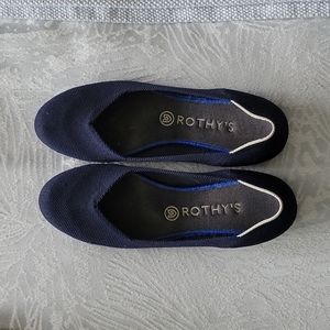 Rothys rounded toe